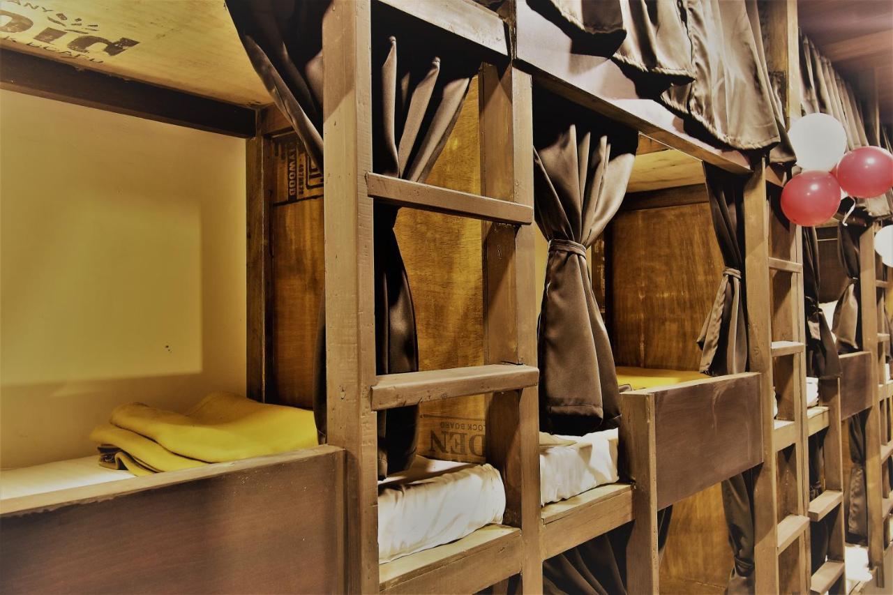 Asra Dormitory For Male And Female Mumbai Luaran gambar
