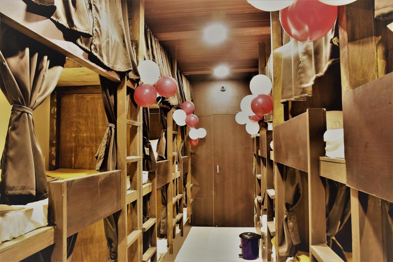 Asra Dormitory For Male And Female Mumbai Luaran gambar