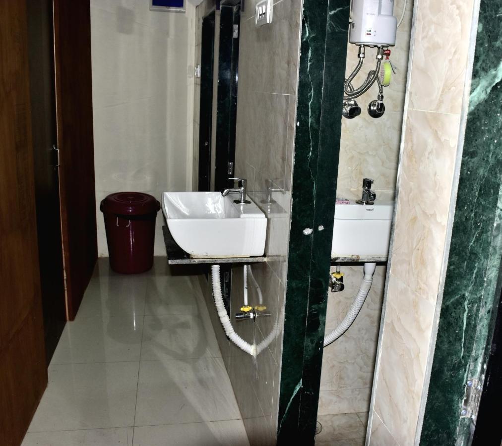 Asra Dormitory For Male And Female Mumbai Luaran gambar